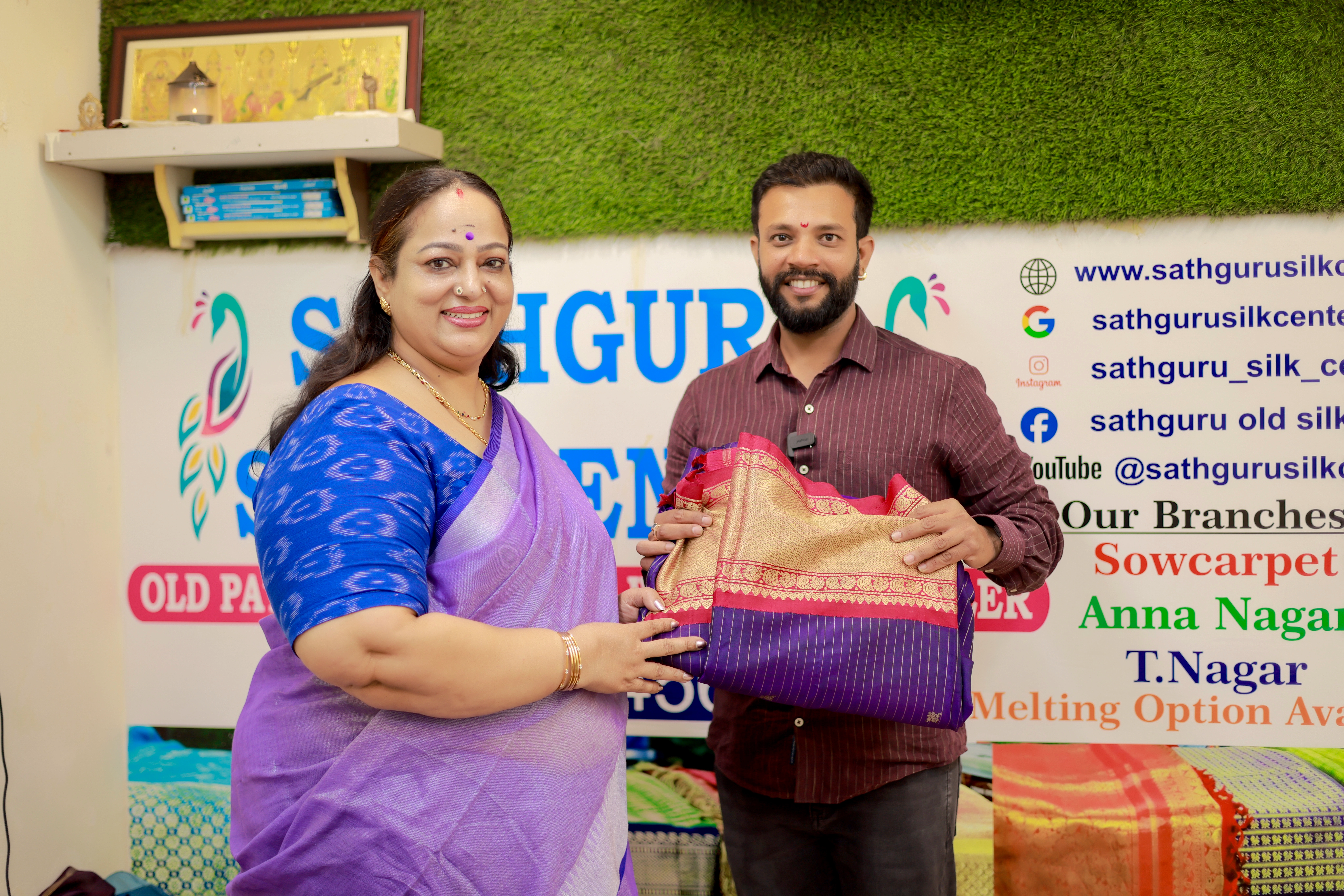 Happy Customer Selling Old Silk Saree